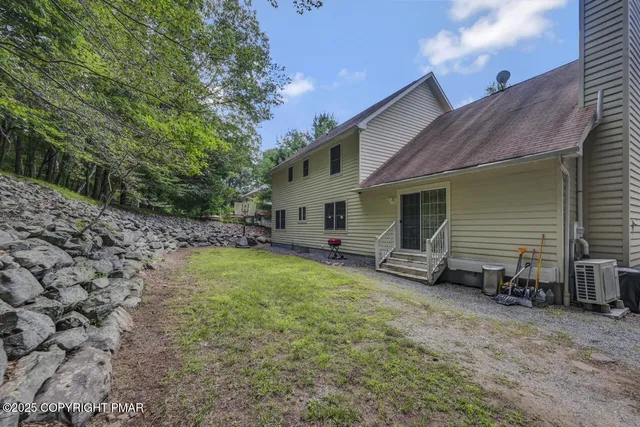 $416,000 | 354 Eastshore Drive, East Stroudsburg, PA 18301