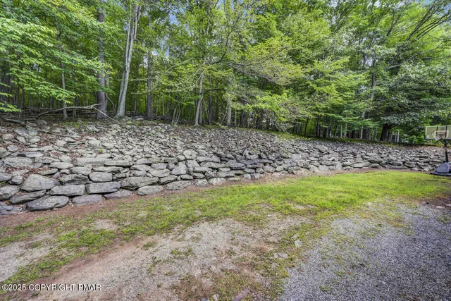 $416,000 | 354 Eastshore Drive, East Stroudsburg, PA 18301