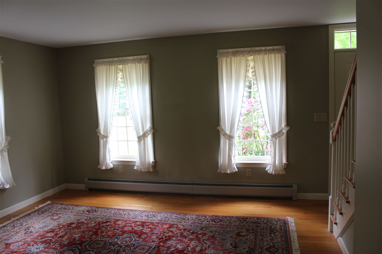 44 Concord Stage Road Dunbarton, NH 03046 - Photo 13 of 18