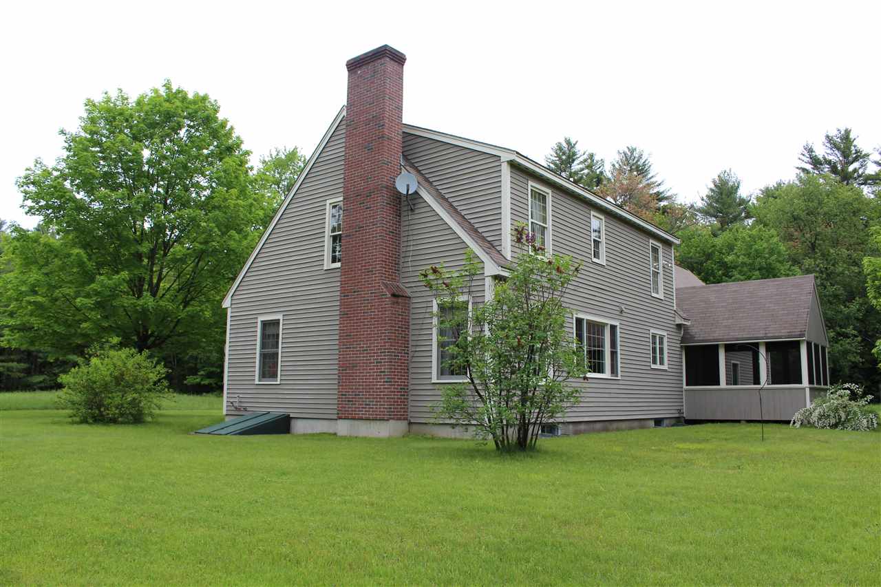 44 Concord Stage Road Dunbarton, NH 03046 - Photo 4 of 18