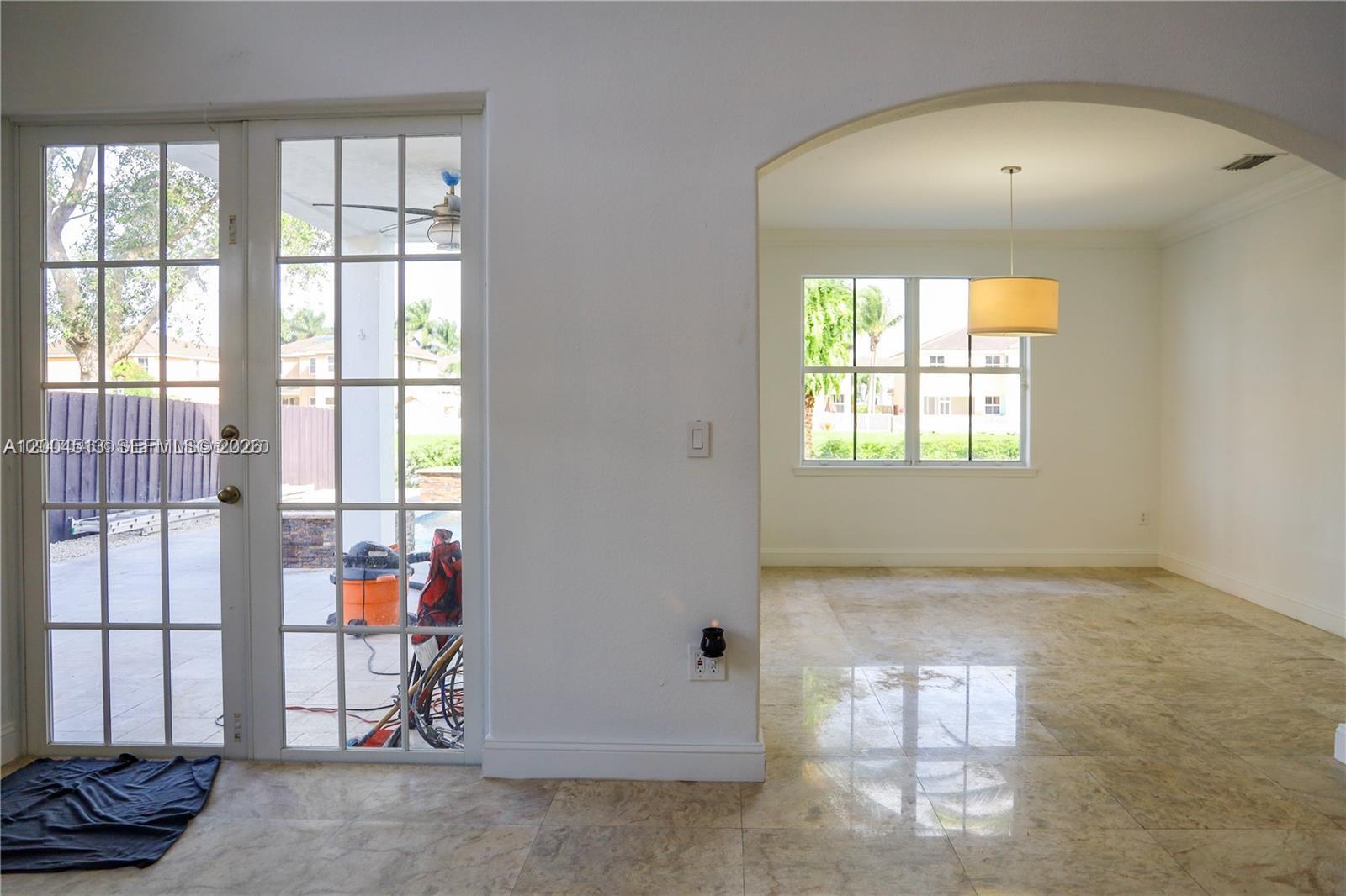 16473 Southwest 59th Terrace Miami, FL 33193 - Photo 7 of 35