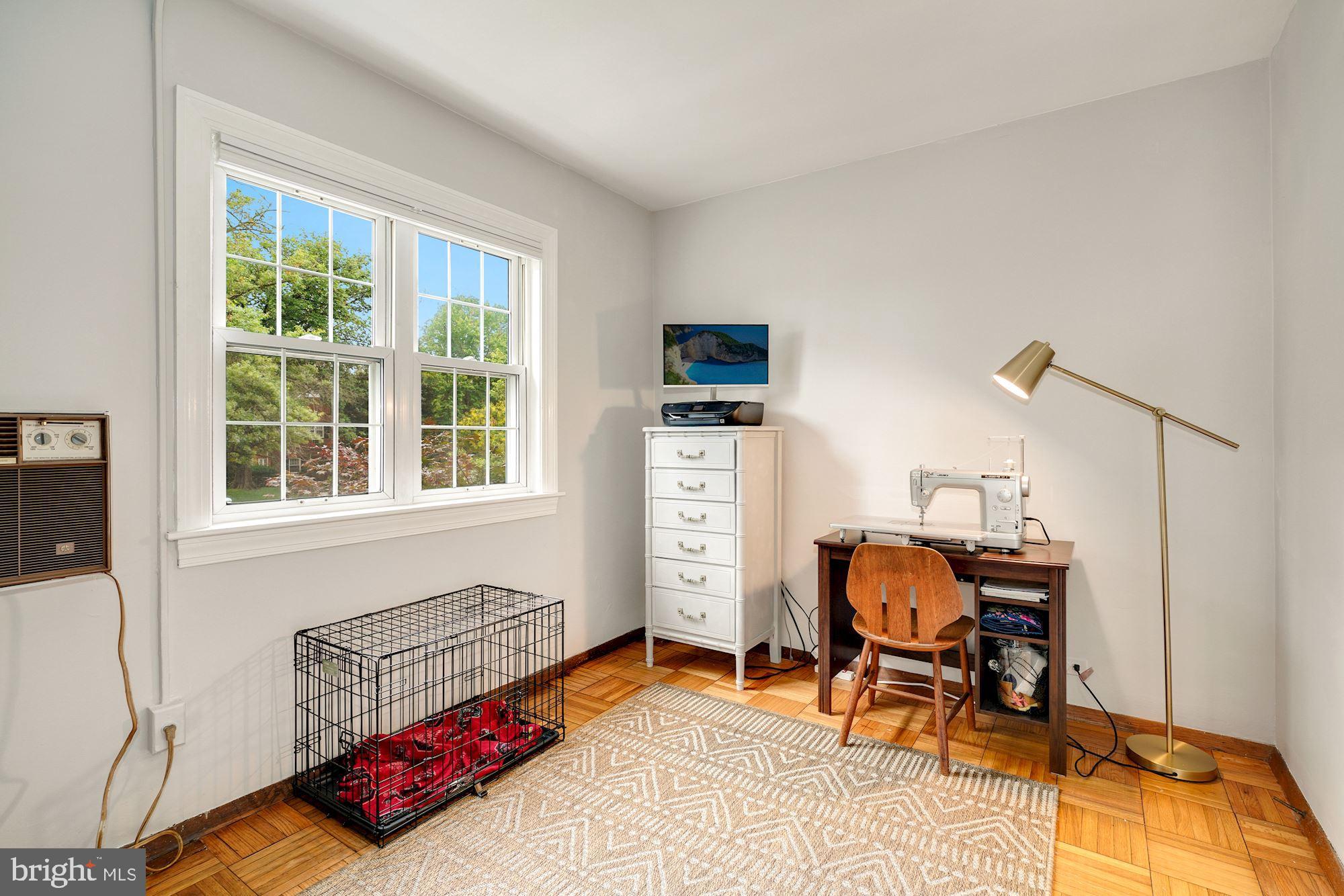 1806 Preston Road Alexandria, VA 22302 - Photo 18 of 42 Third bedroom being used as office/den