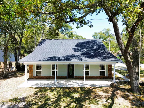 $249,900 | 8816 Mermaid Avenue, Ocean Springs, MS 39564