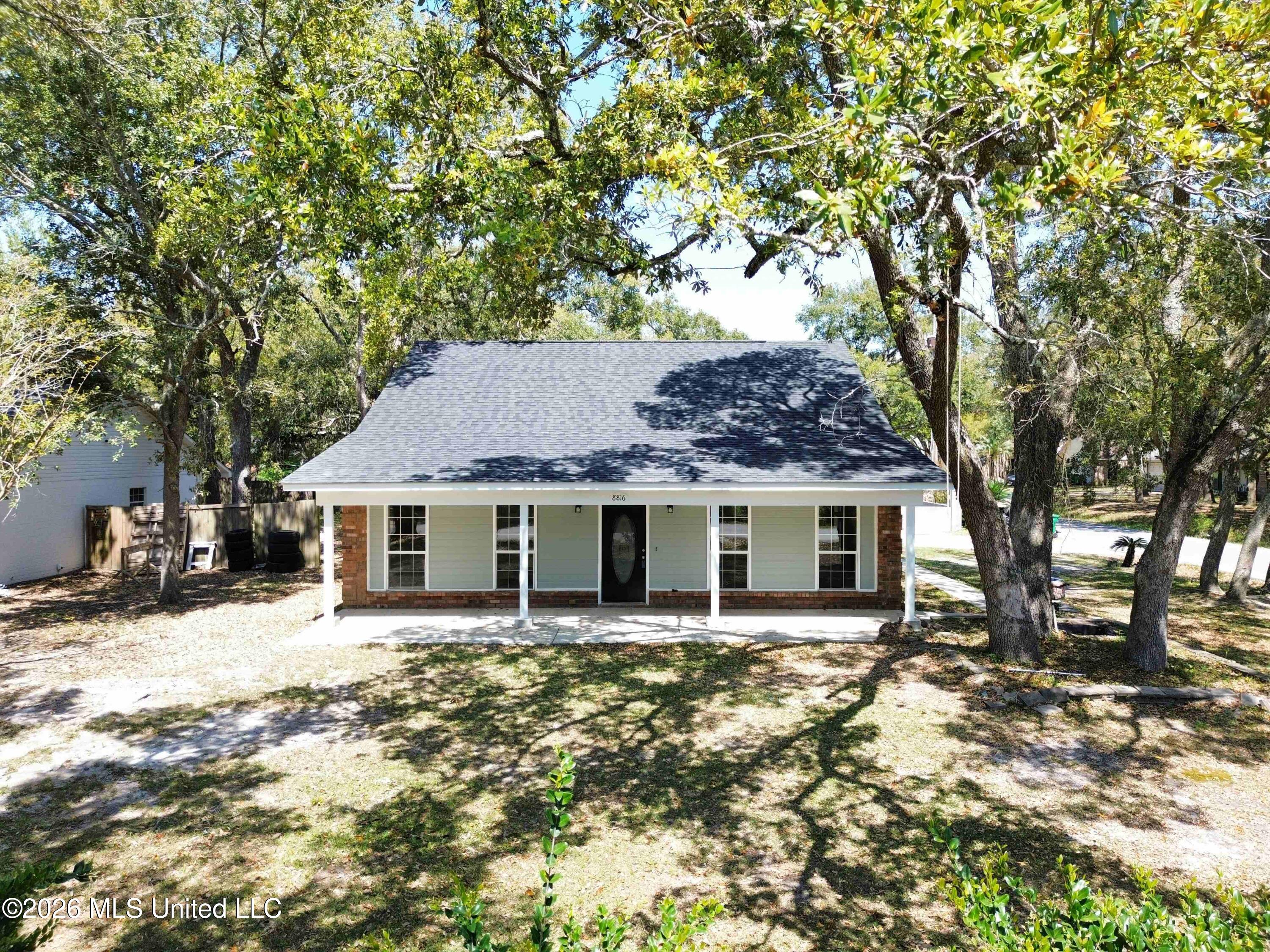 8816 Mermaid Avenue Ocean Springs, MS 39564 - Photo 2 of 26 Exterior Front