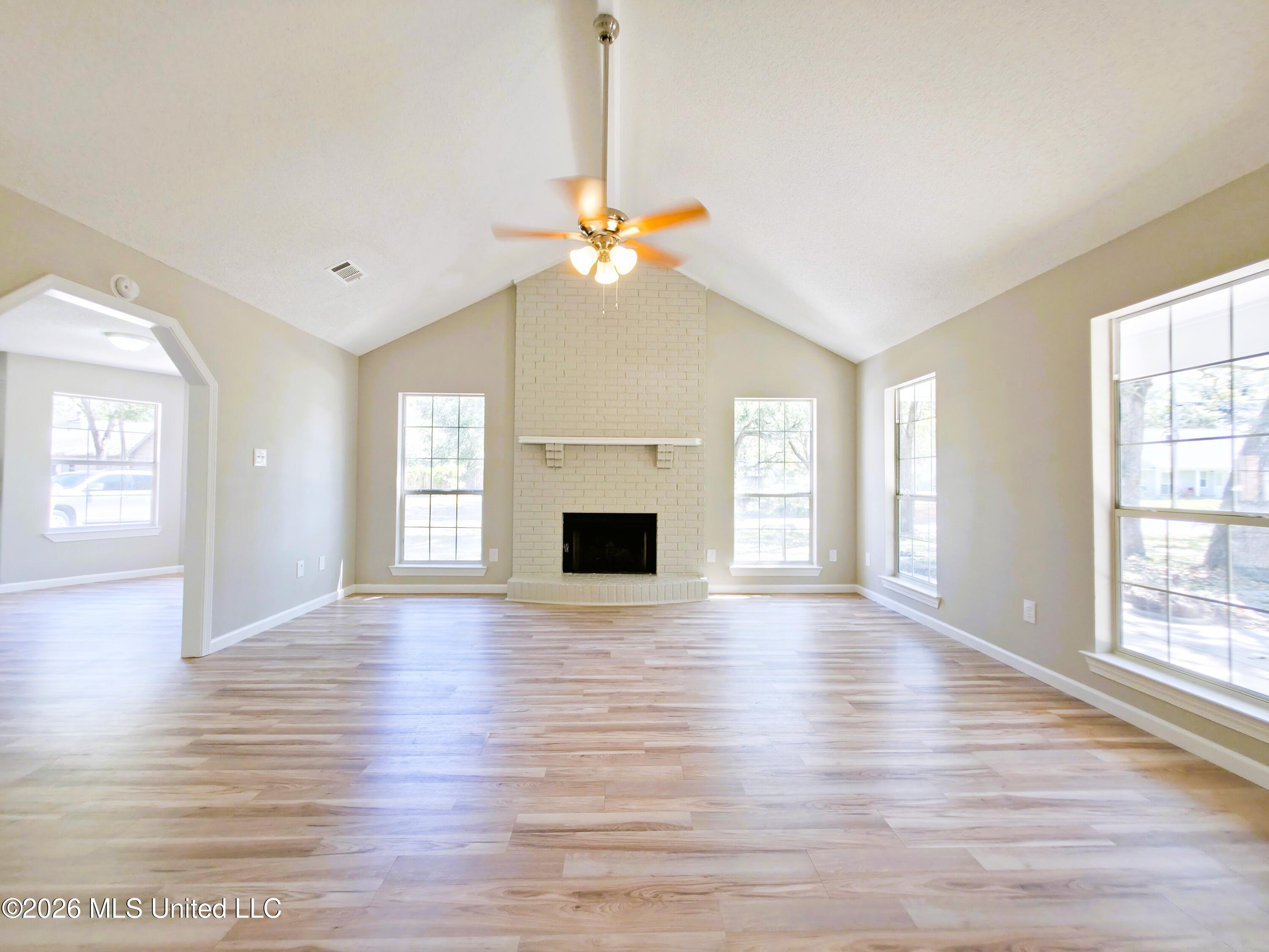 8816 Mermaid Avenue Ocean Springs, MS 39564 - Photo 9 of 26 20260328_120421