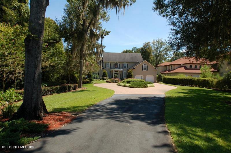 4665 Raggedy Point Road Fleming Island, FL 32003 - Photo 2 of 85 a view of a park with large trees