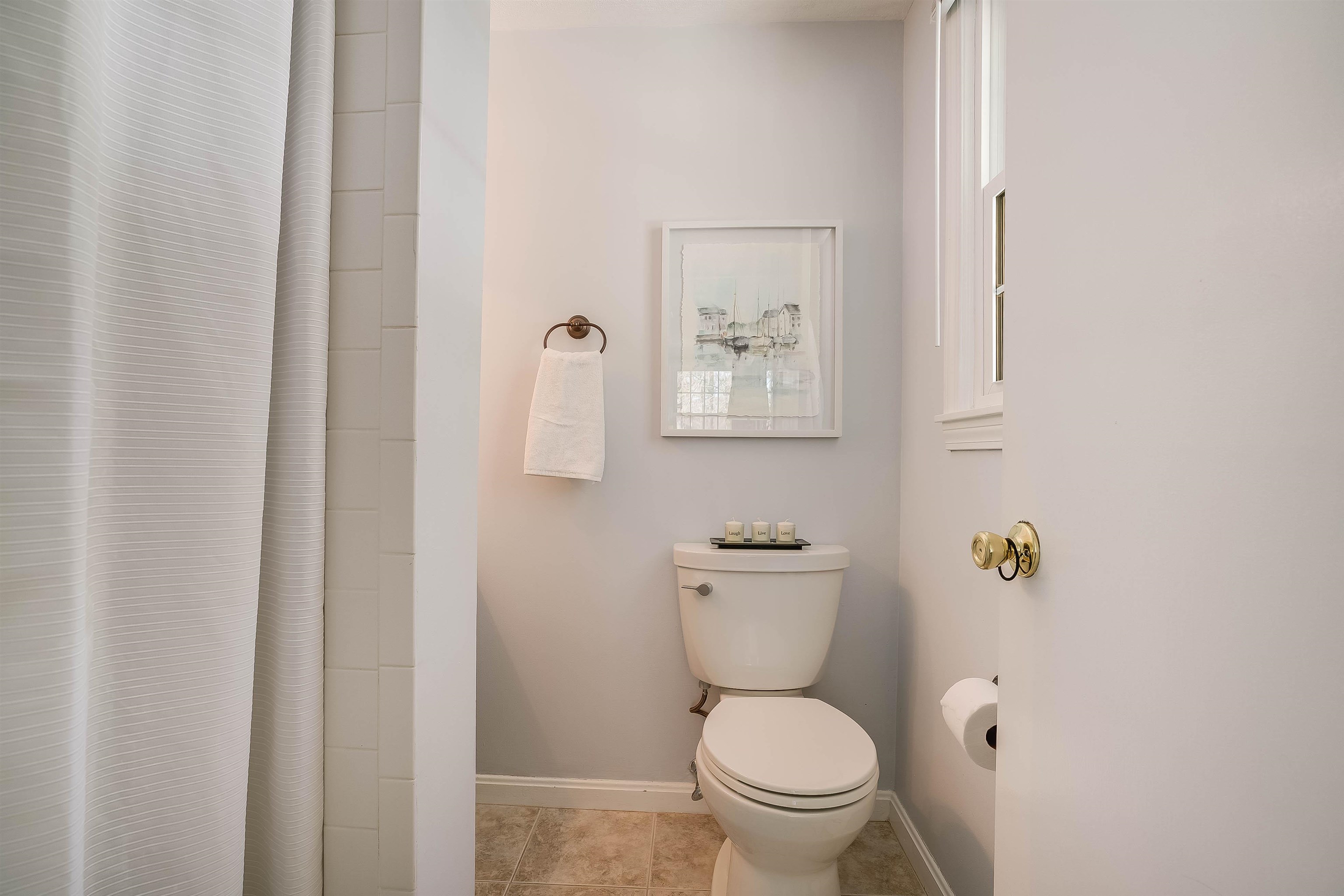 6 Millstone Road Windham, NH 03087 - Photo 7 of 35