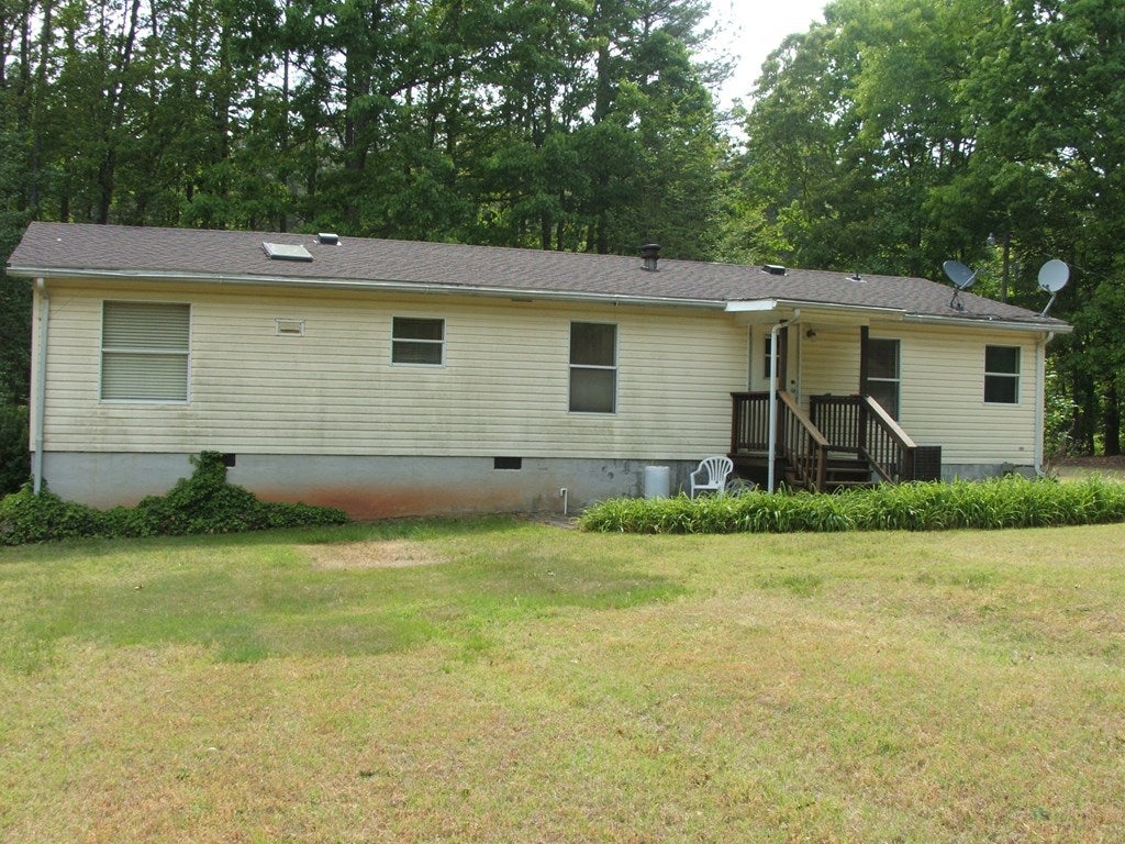 6327 West Point Stevens Road Drakes Branch, VA 23937 - Photo 2 of 19 Gallery Image 2