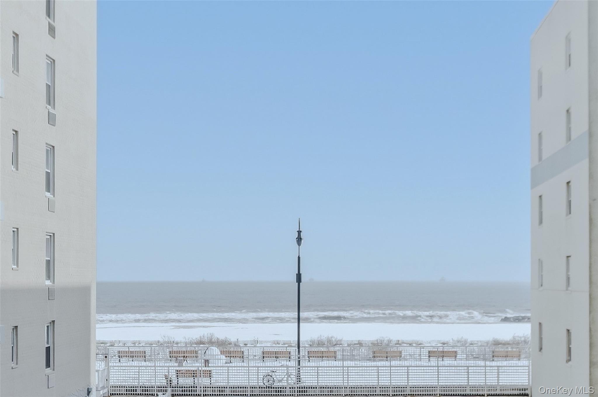 522 Shore Road, Unit 2AA Long Beach, NY 11561 - Photo 19 of 32 a view of a terrace