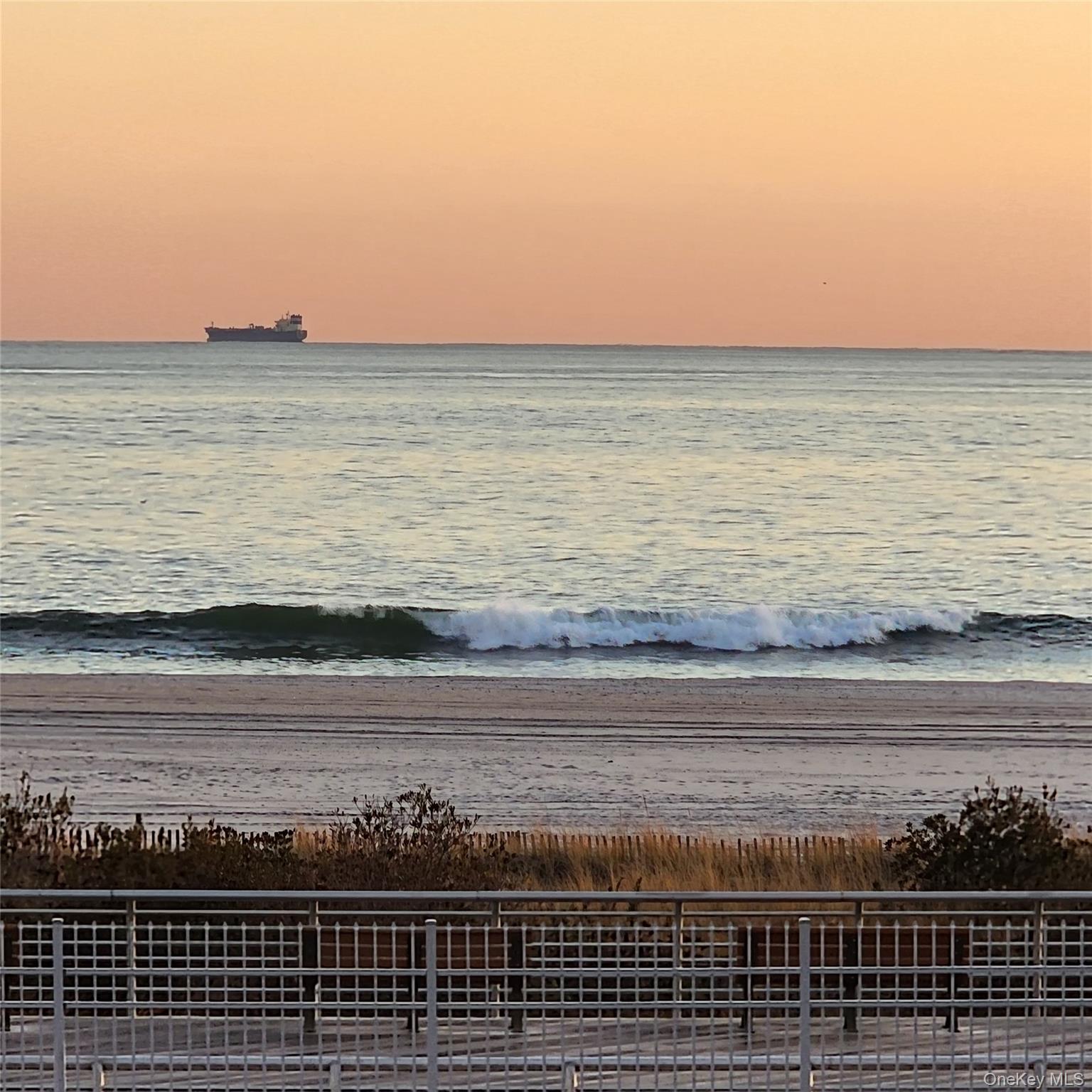 522 Shore Road, Unit 2AA Long Beach, NY 11561 - Photo 22 of 32 a view of an ocean