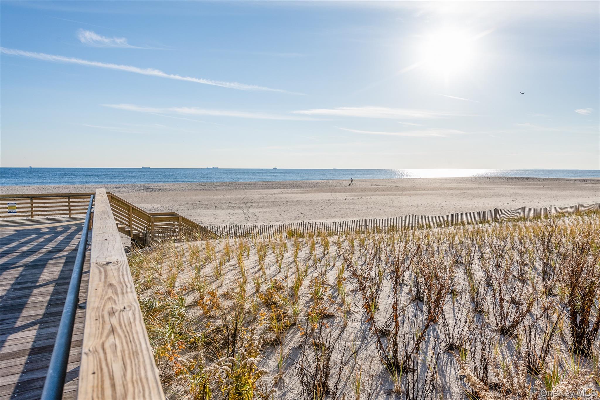 522 Shore Road, Unit 2AA Long Beach, NY 11561 - Photo 27 of 32 a view of wooden floor