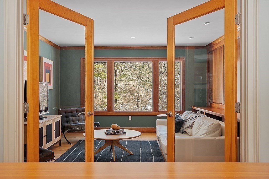 300 South Great Road Lincoln, MA 01773 - Photo 13 of 41