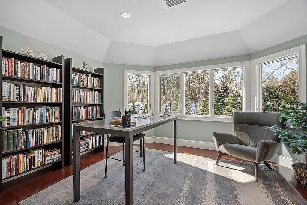 300 South Great Road Lincoln, MA 01773 - Photo 25 of 41