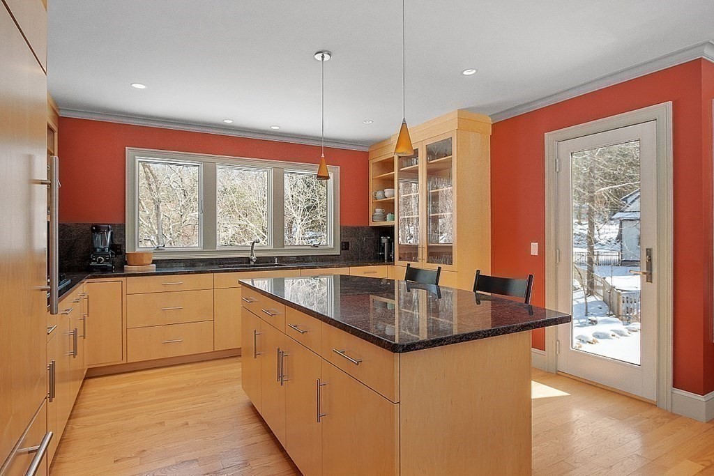 300 South Great Road Lincoln, MA 01773 - Photo 9 of 41