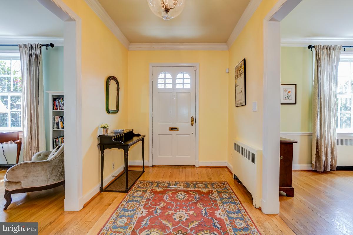 3361 Rittenhouse Street Northwest Washington, DC 20015 - Photo 4 of 66 Foyer