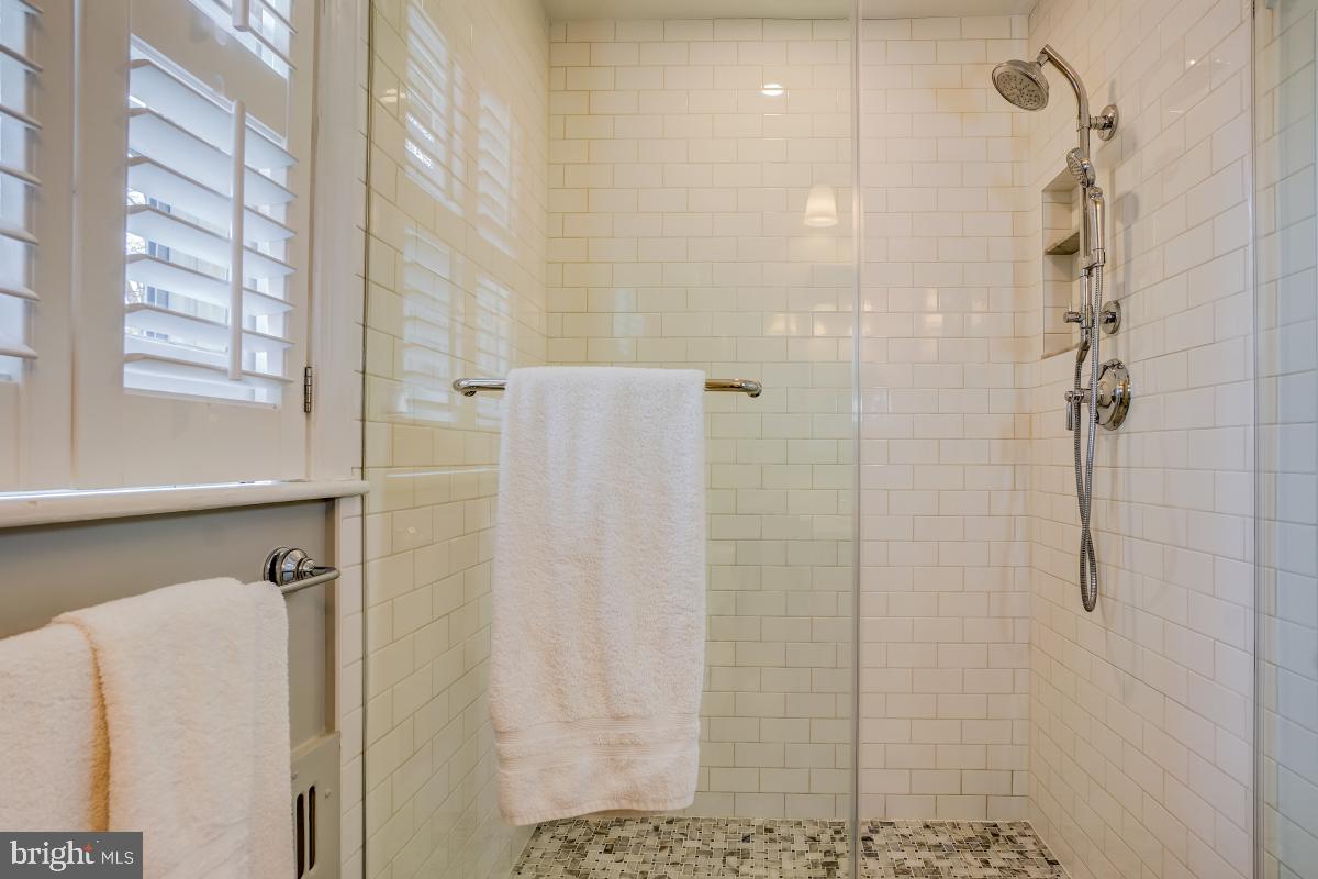 3361 Rittenhouse Street Northwest Washington, DC 20015 - Photo 41 of 66 Primary Bath