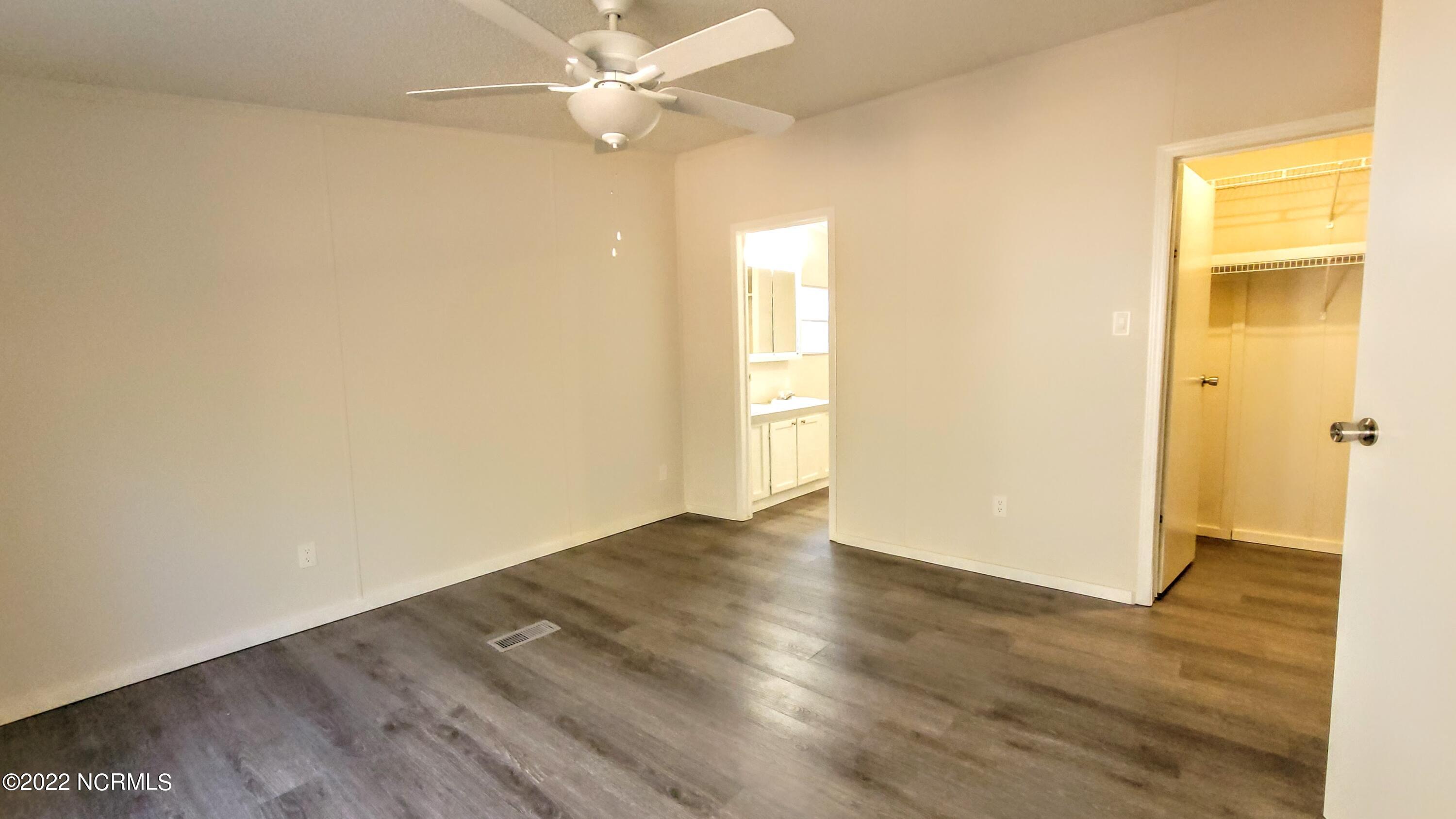 4261 Blue Banks Loop Road Northeast Leland, NC 28451 - Photo 11 of 23 20221213_130302