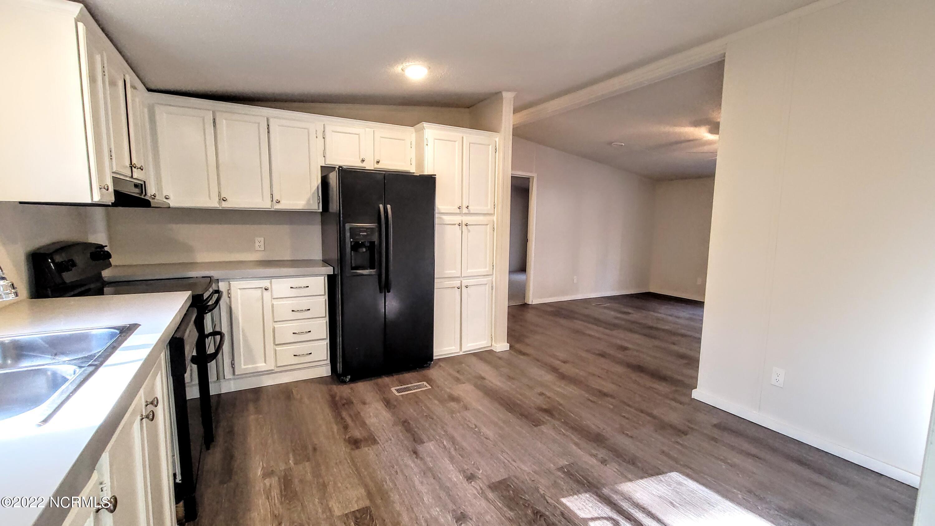 4261 Blue Banks Loop Road Northeast Leland, NC 28451 - Photo 6 of 23 20221213_130713