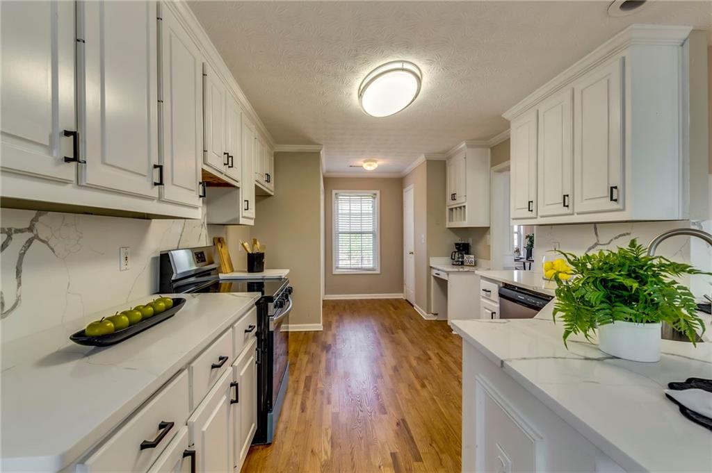 586 Ribbon Lane Conyers, GA 30094 - Photo 13 of 45