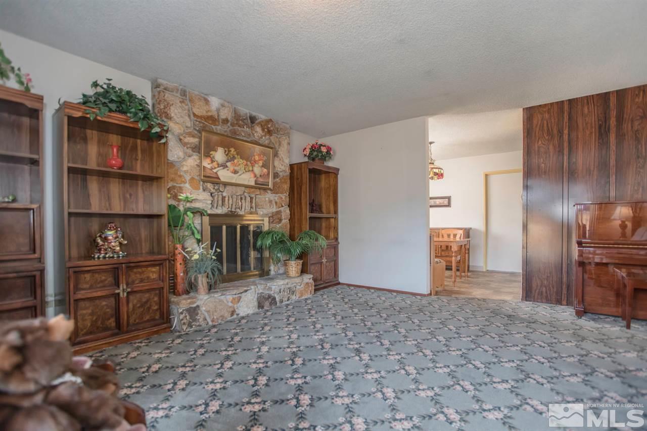 2180 Platora Way Reno, NV 89512 - Photo 3 of 19 Photo 3