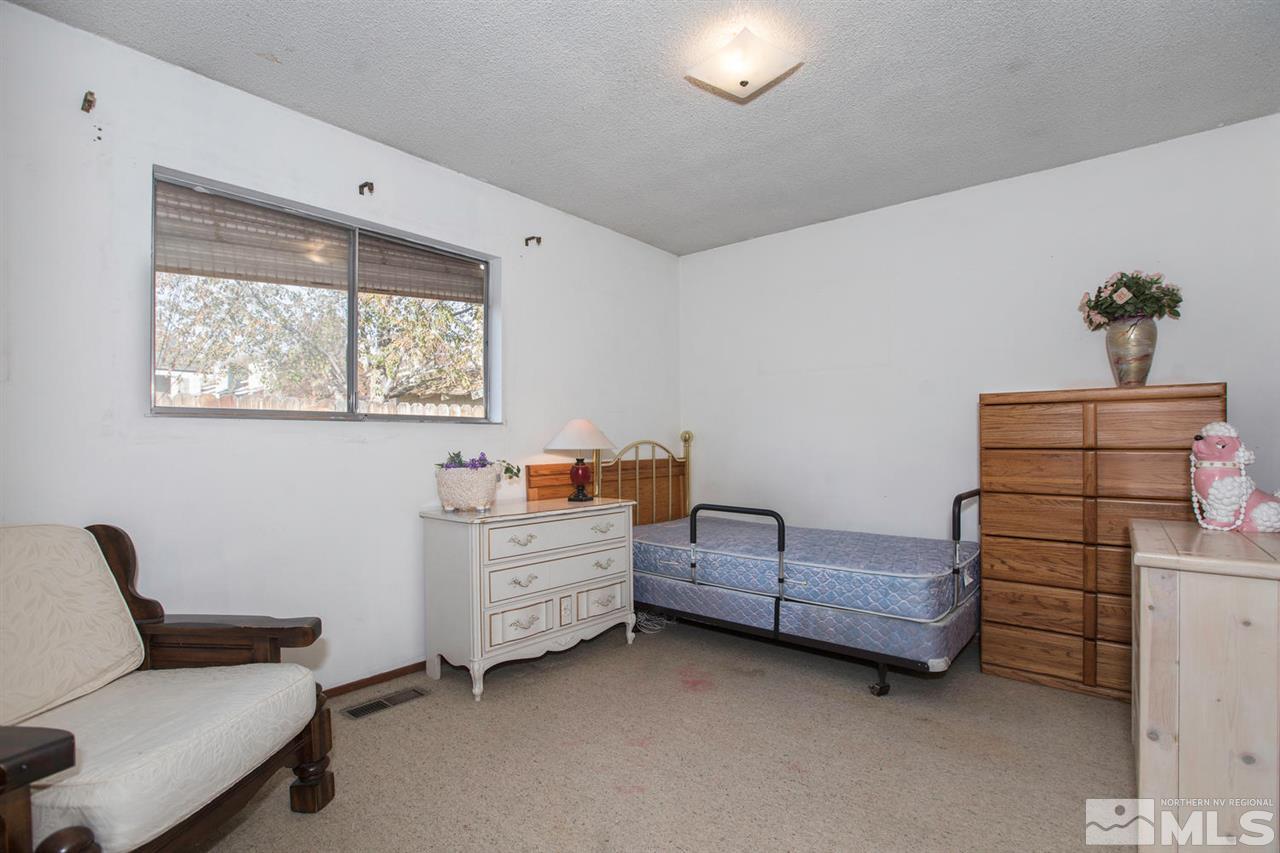 2180 Platora Way Reno, NV 89512 - Photo 8 of 19 Photo 8