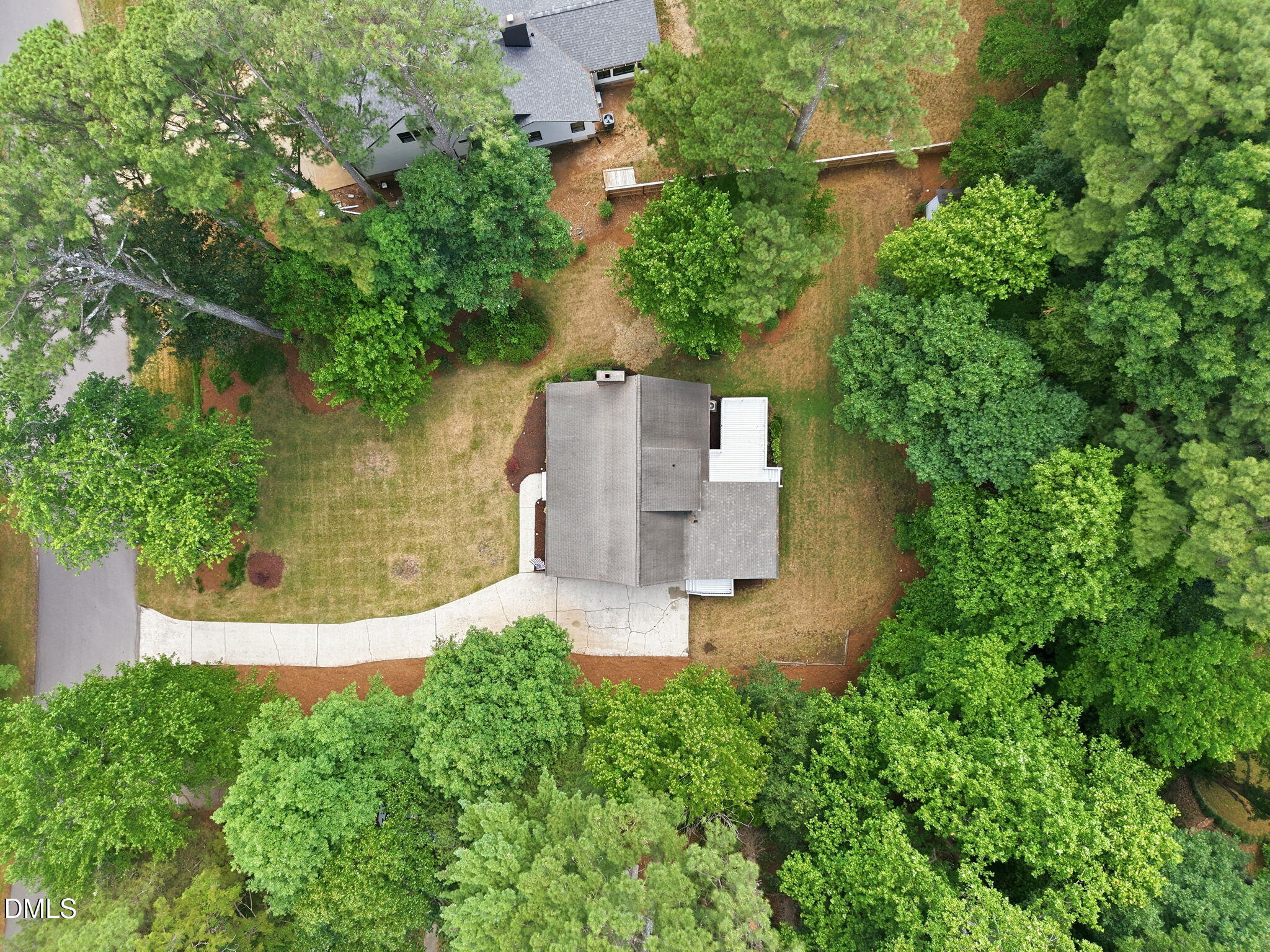 8801 Mansfield Drive Raleigh, NC 27613 - Photo 3 of 55
