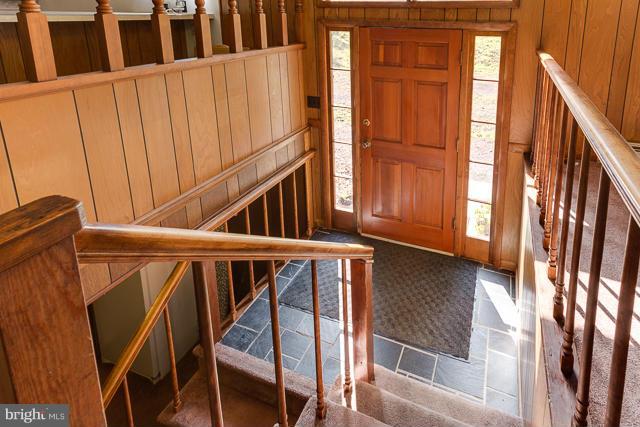 7481 Supinlick Ridge Road Basye, VA 22842 - Photo 2 of 29 Interior (General)