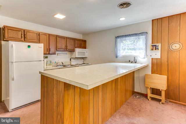 7481 Supinlick Ridge Road Basye, VA 22842 - Photo 6 of 29 Kitchen