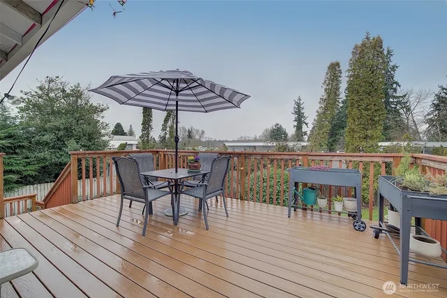 $810,000 | 3702 201st Place Southwest, Lynnwood, WA 98036