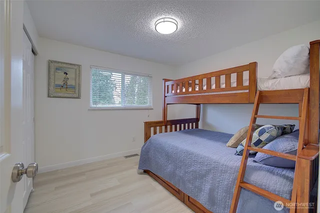 $810,000 | 3702 201st Place Southwest, Lynnwood, WA 98036