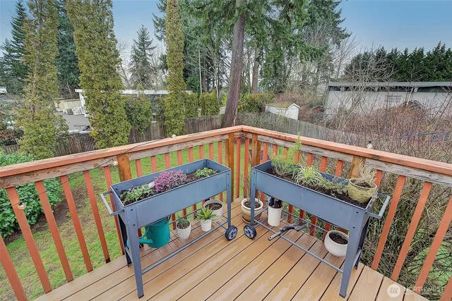 $810,000 | 3702 201st Place Southwest, Lynnwood, WA 98036