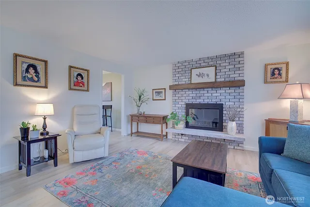 $810,000 | 3702 201st Place Southwest, Lynnwood, WA 98036