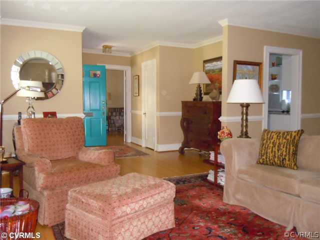 703 Baldwin Road Richmond, VA 23229 - Photo 3 of 12 Foyer