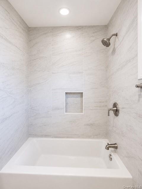 42 Marbourne Road Bethpage, NY 11714 - Photo 33 of 35 Gallery Image 33