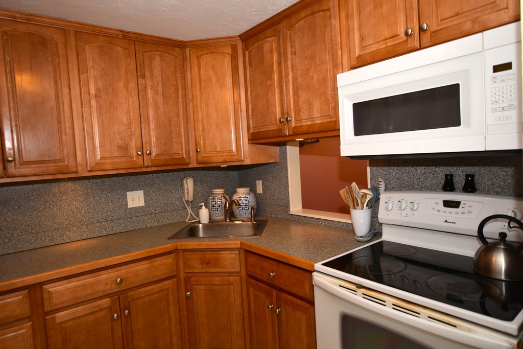 3 Coventry Road, Unit 3 Grafton, MA 01519 - Photo 4 of 21 Gallery Image 4
