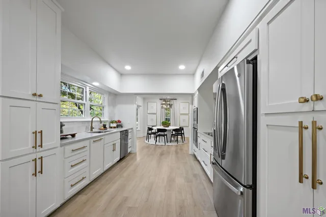 $598,000 | 15492 La Highway, St. Francisville, LA 70775