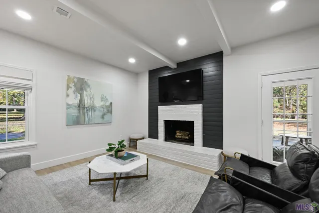 $598,000 | 15492 La Highway, St. Francisville, LA 70775