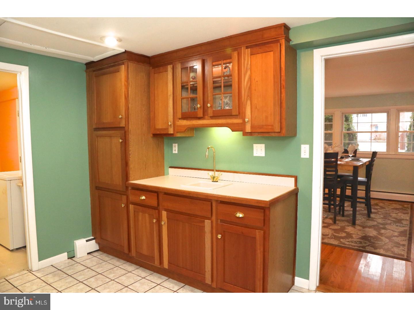 10 Pine Road Malvern, PA 19355 - Photo 18 of 23 Butler Pantry