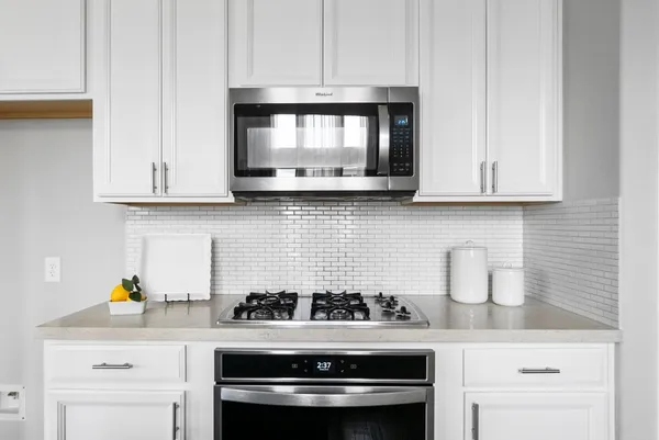 $3,090 | 2840 Jehlon Lane, Conroe, TX 77385