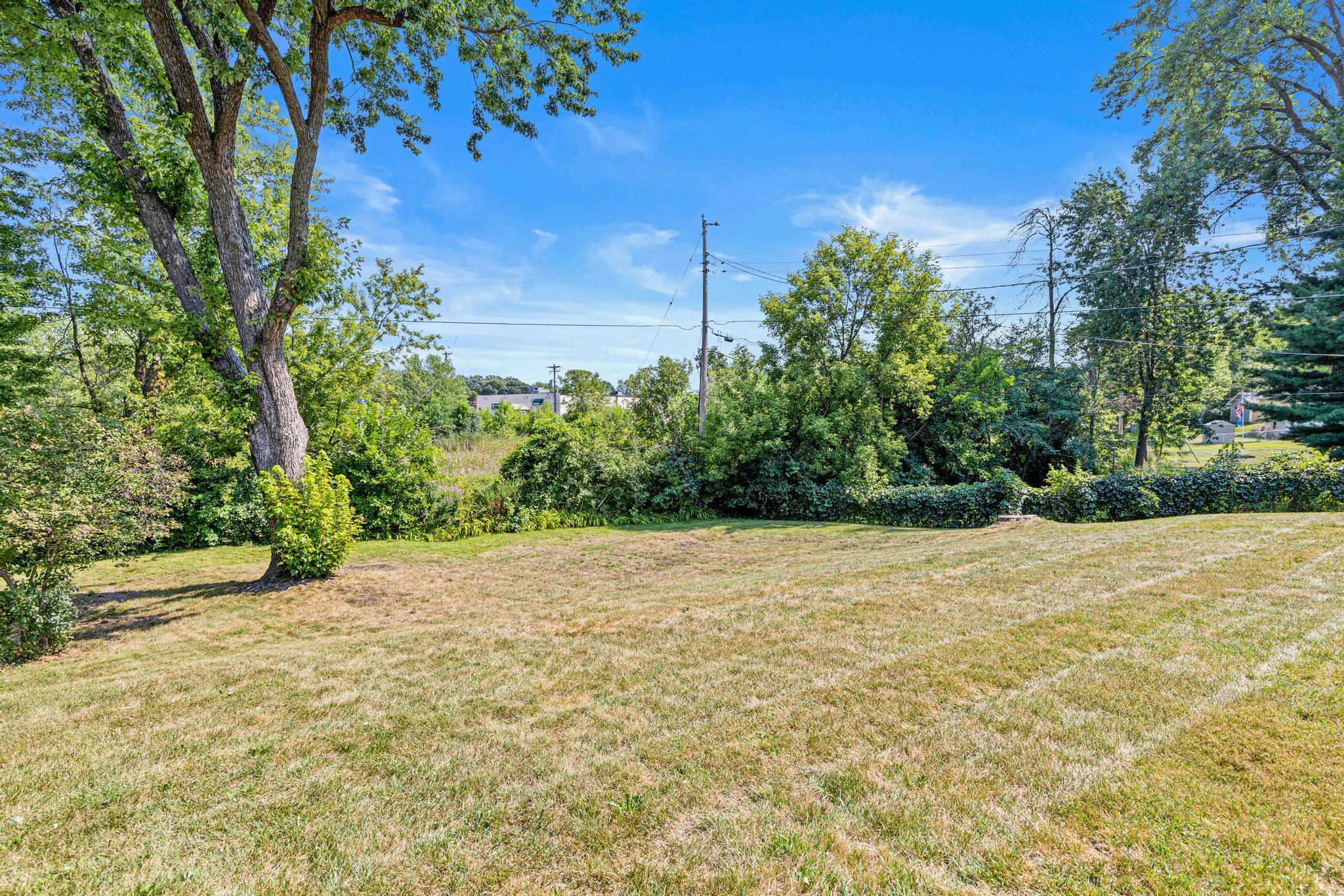 4425 Crawford Road Minnetonka, MN 55343 - Photo 32 of 32 Gallery Image 32