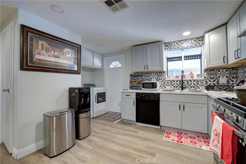 3700 Buchanan Street, Unit 189 Riverside, CA 92503 - Photo 12 of 23