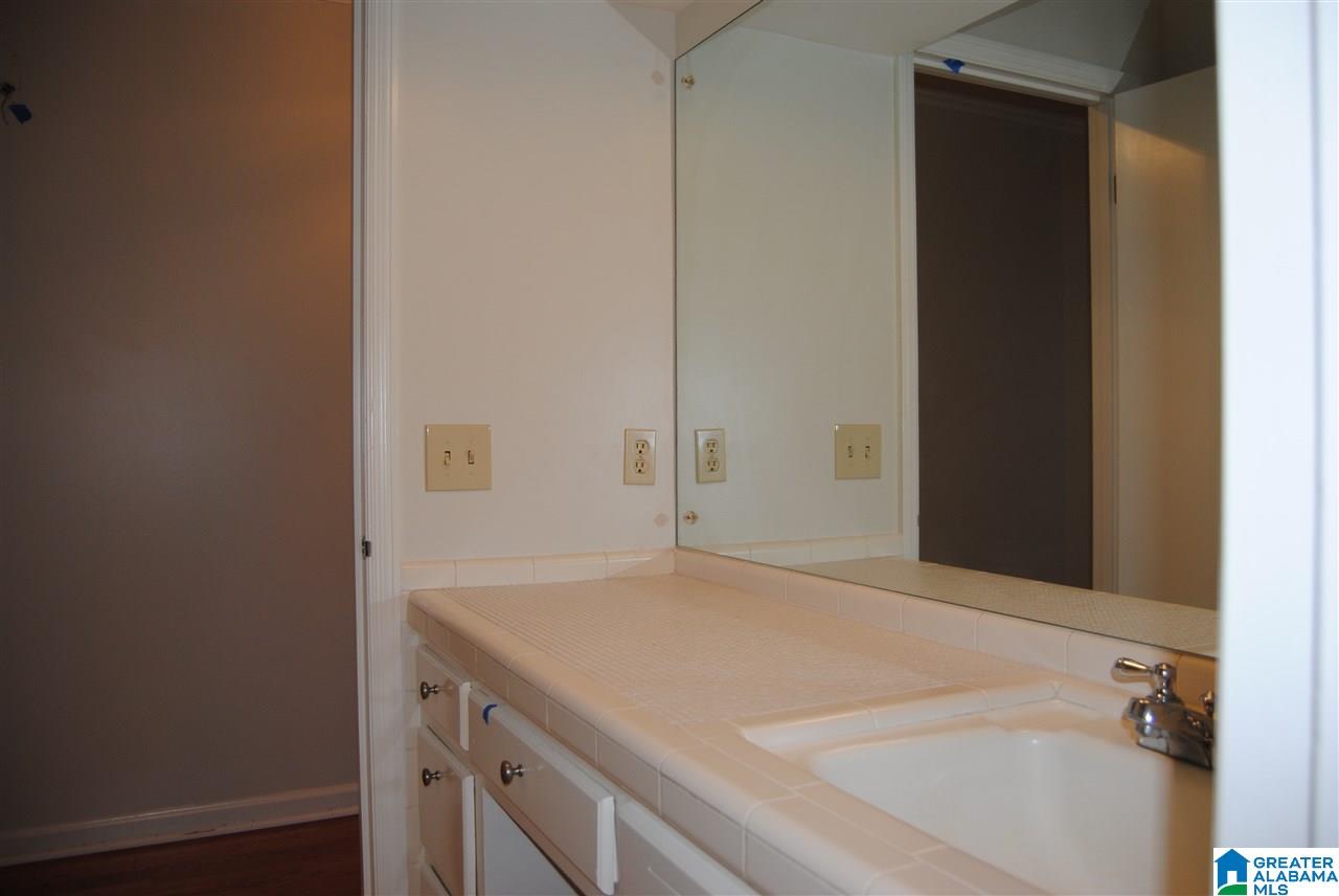 1901 Greenvale Road Birmingham, AL 35226 - Photo 29 of 42