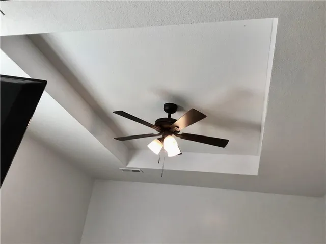 $260,000 | 1740 South Park Drive, Tonganoxie, KS 66086