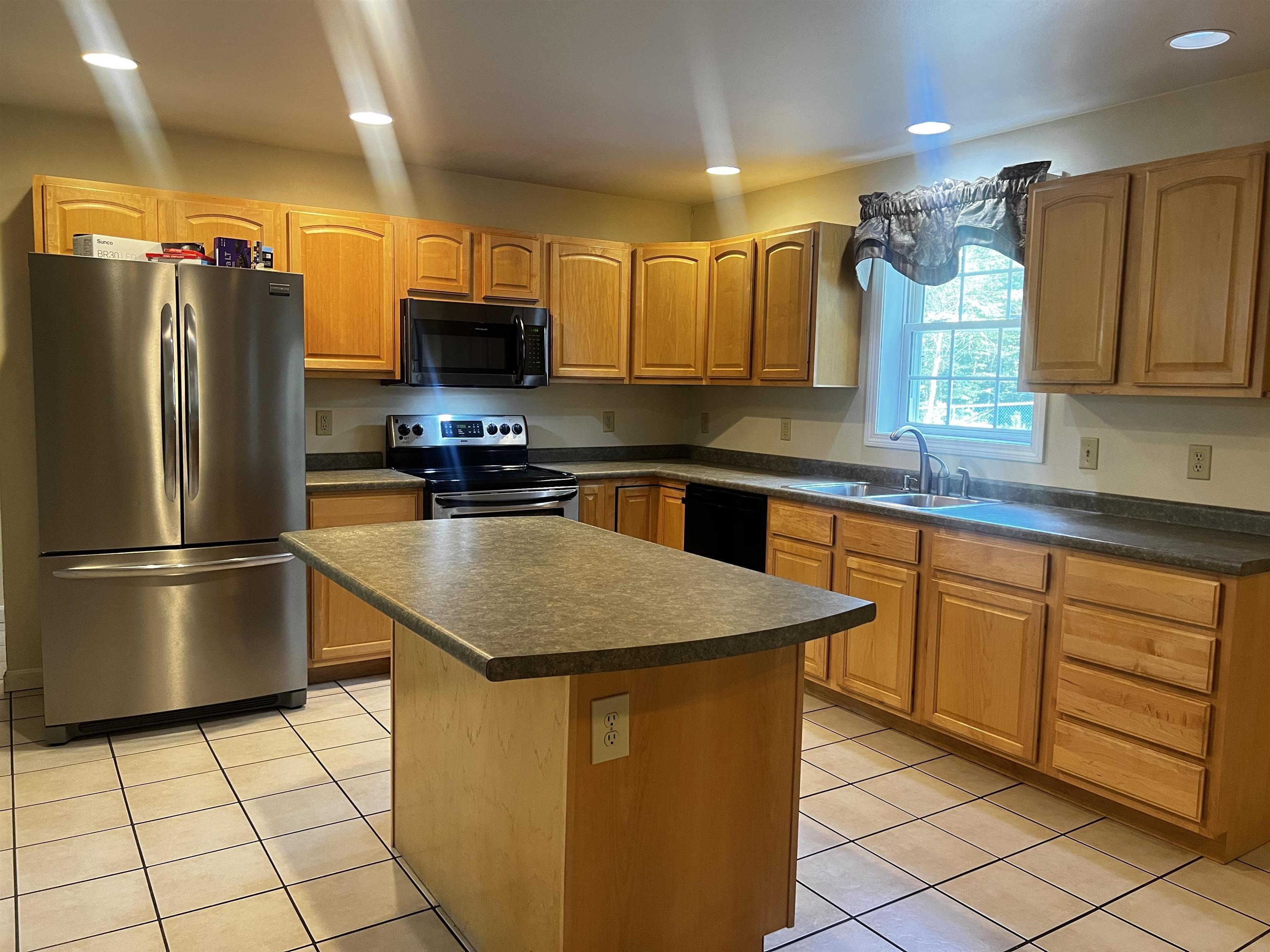 135 Number 4 Road Fitzwilliam, NH 03447 - Photo 4 of 38