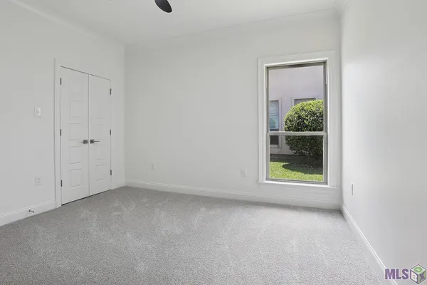 $474,900 | 6112 Royal Palms Drive, Gonzales, LA 70737