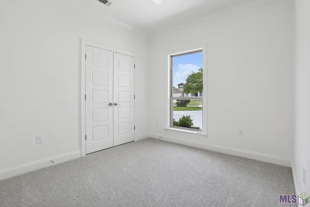 $489,900 | 6112 Royal Palms Drive, Gonzales, LA 70737