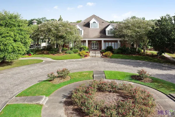 $474,900 | 6112 Royal Palms Drive, Gonzales, LA 70737