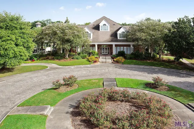 $489,900 | 6112 Royal Palms Drive, Gonzales, LA 70737