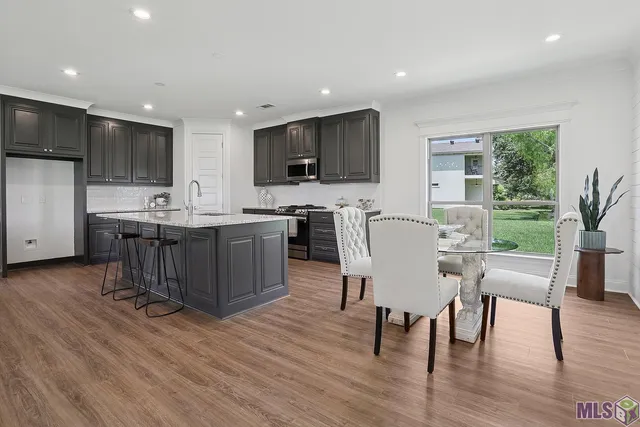 $489,900 | 6112 Royal Palms Drive, Gonzales, LA 70737