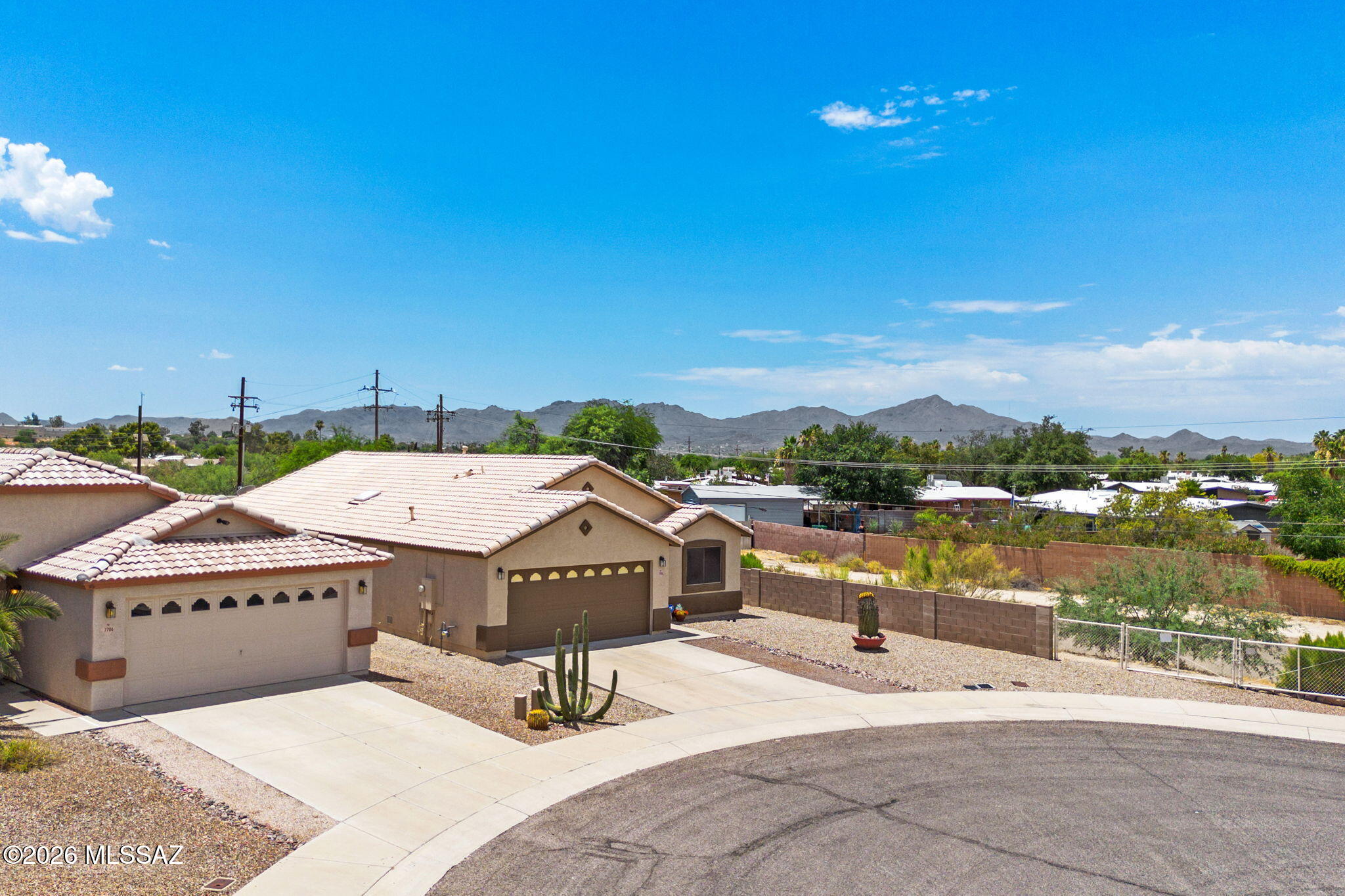 7700 North Sun Flair Drive Tucson, AZ 85741 - Photo 3 of 48 Sun Flair